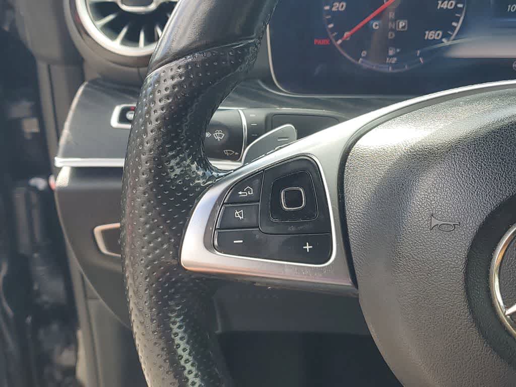 Thumbnail: 2018 Mercedes-Benz E-Class - 25