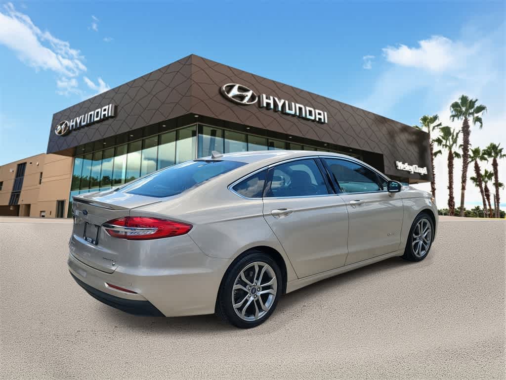 Thumbnail: 2019 Ford Fusion - 3