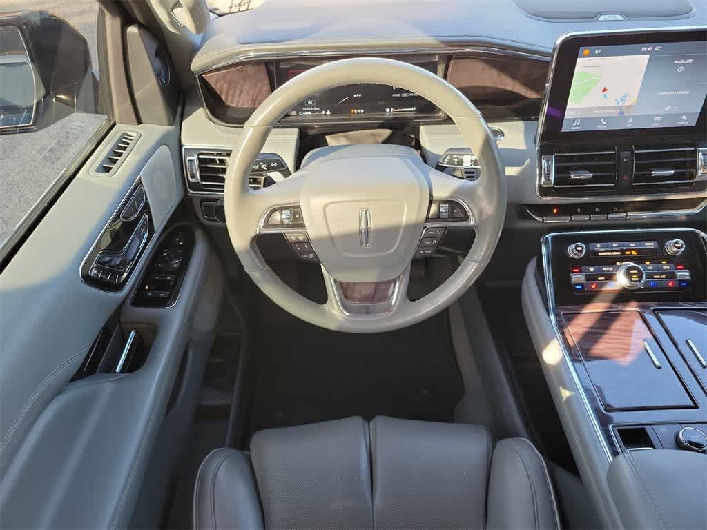 Thumbnail: 2019 Lincoln Navigator - 16