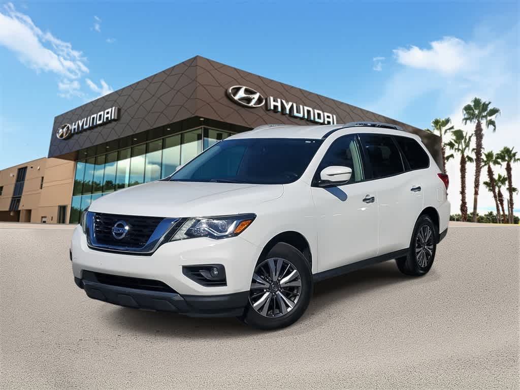 2018 Nissan Pathfinder SV -
                  Wesley Chapel, FL