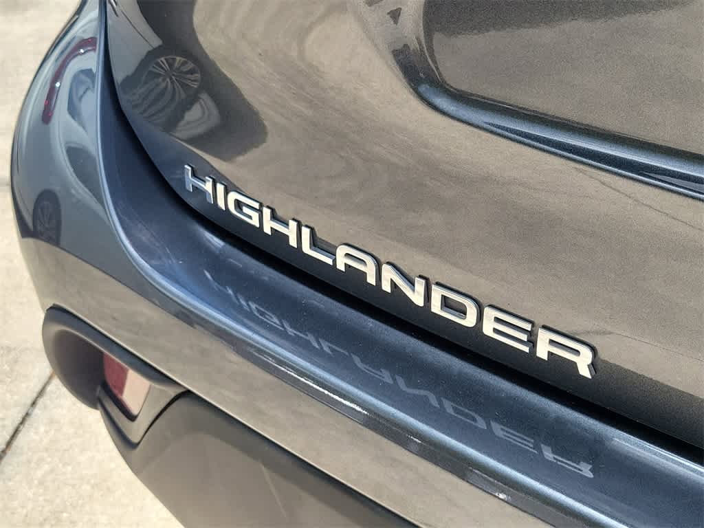 Thumbnail: 2020 Toyota Highlander - 7