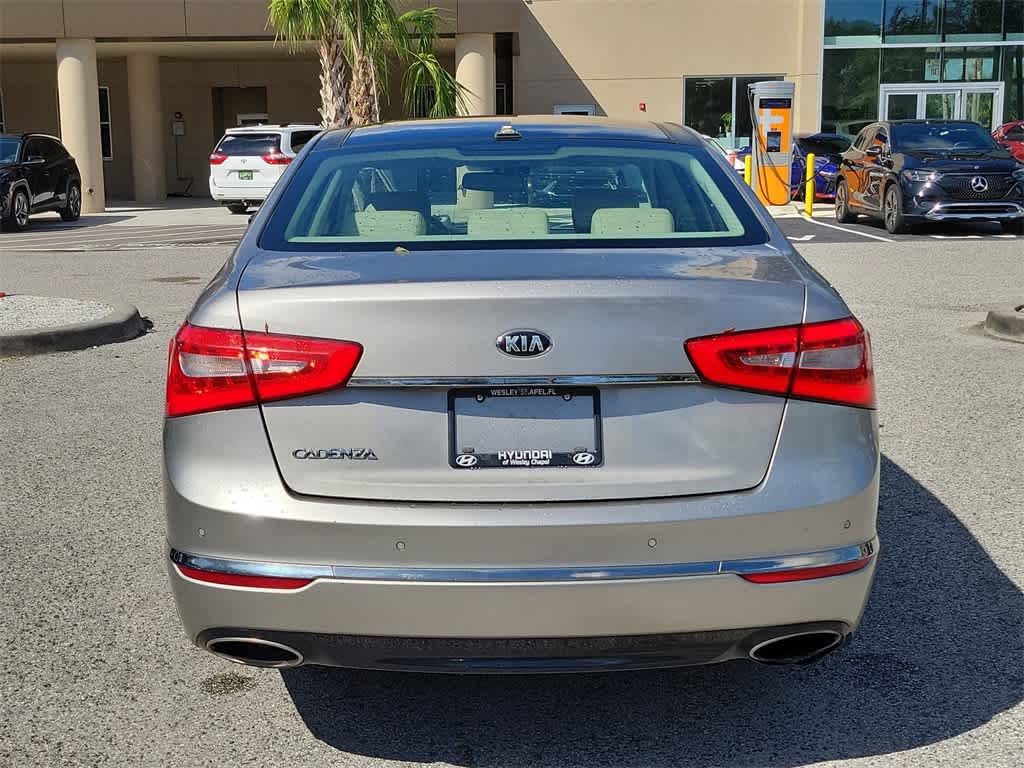 2015 Kia Cadenza Premium 14