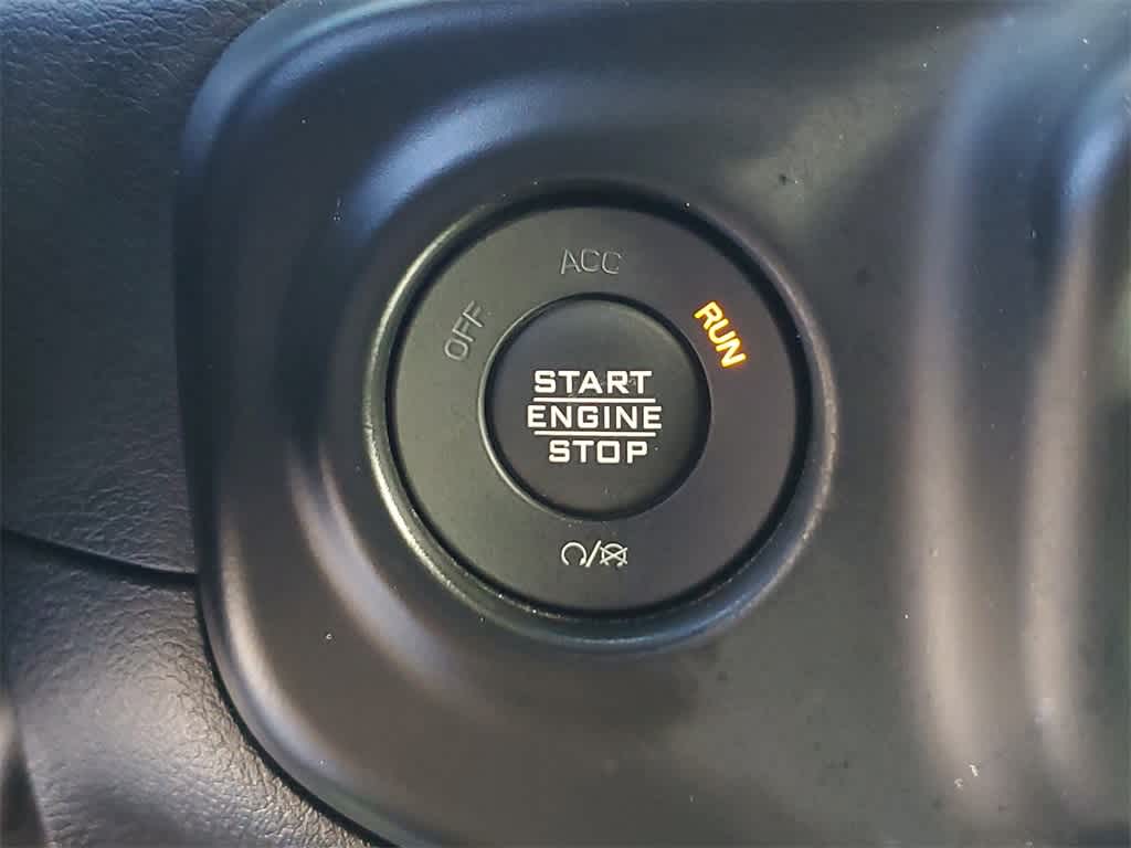 Thumbnail: 2023 Jeep Wrangler - 29