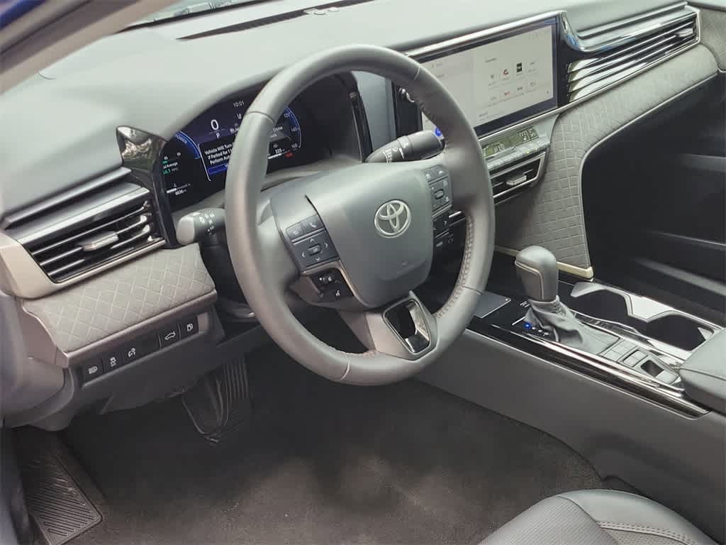 Thumbnail: 2025 Toyota Camry - 16