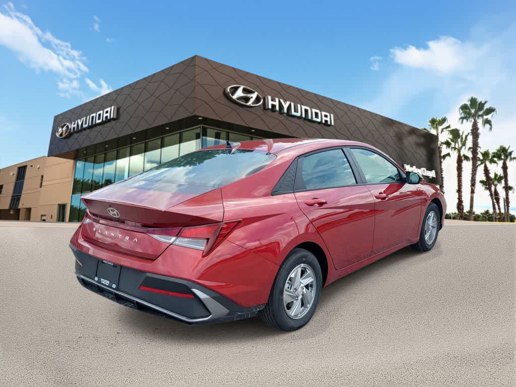 Thumbnail: 2025 Hyundai Elantra - 3