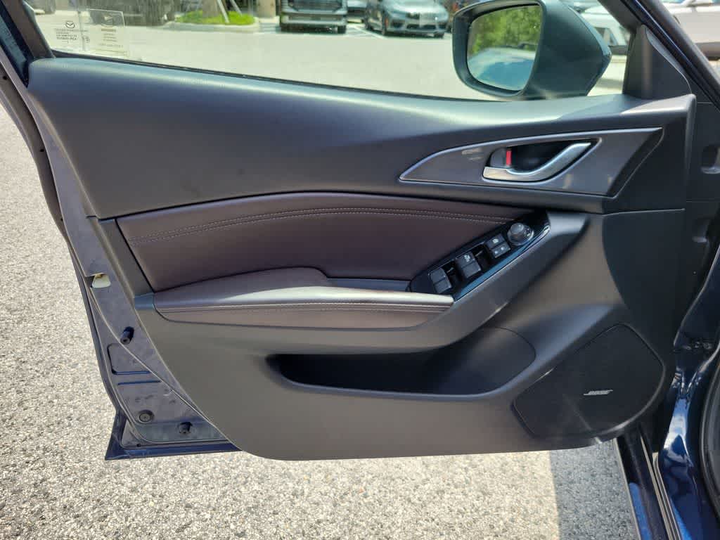 Thumbnail: 2018 Mazda Mazda3 - 16