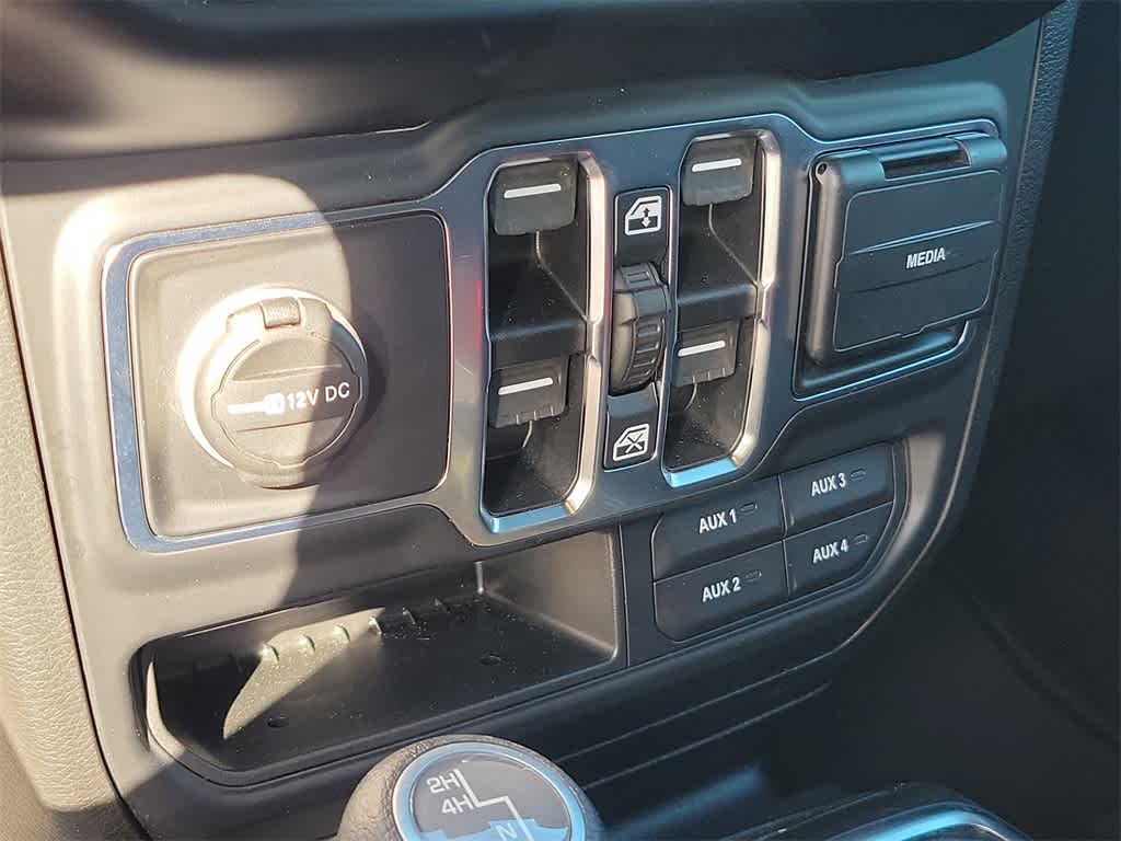 Thumbnail: 2020 Jeep Gladiator - 34