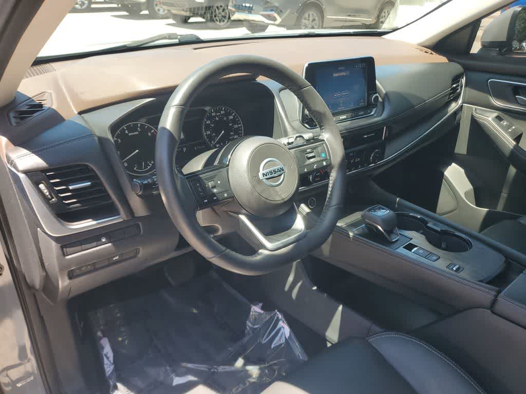 Thumbnail: 2021 Nissan Rogue - 22