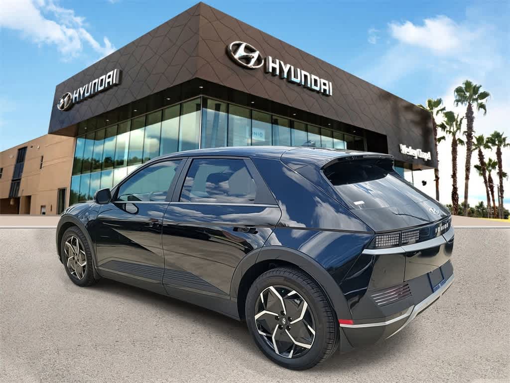 Thumbnail: 2023 Hyundai Ioniq 5 - 2