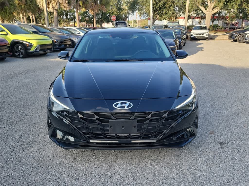 Thumbnail: 2023 Hyundai Elantra - 8