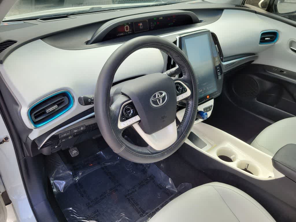 Thumbnail: 2017 Toyota Prius Prime - 22