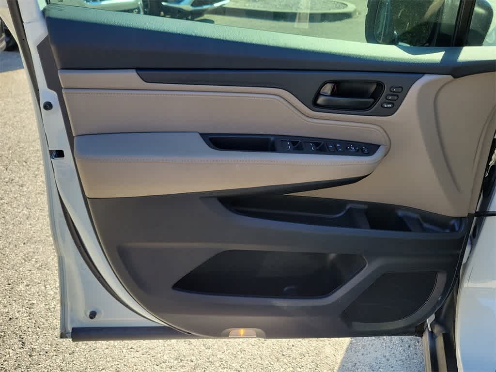 Thumbnail: 2020 Honda Odyssey - 17