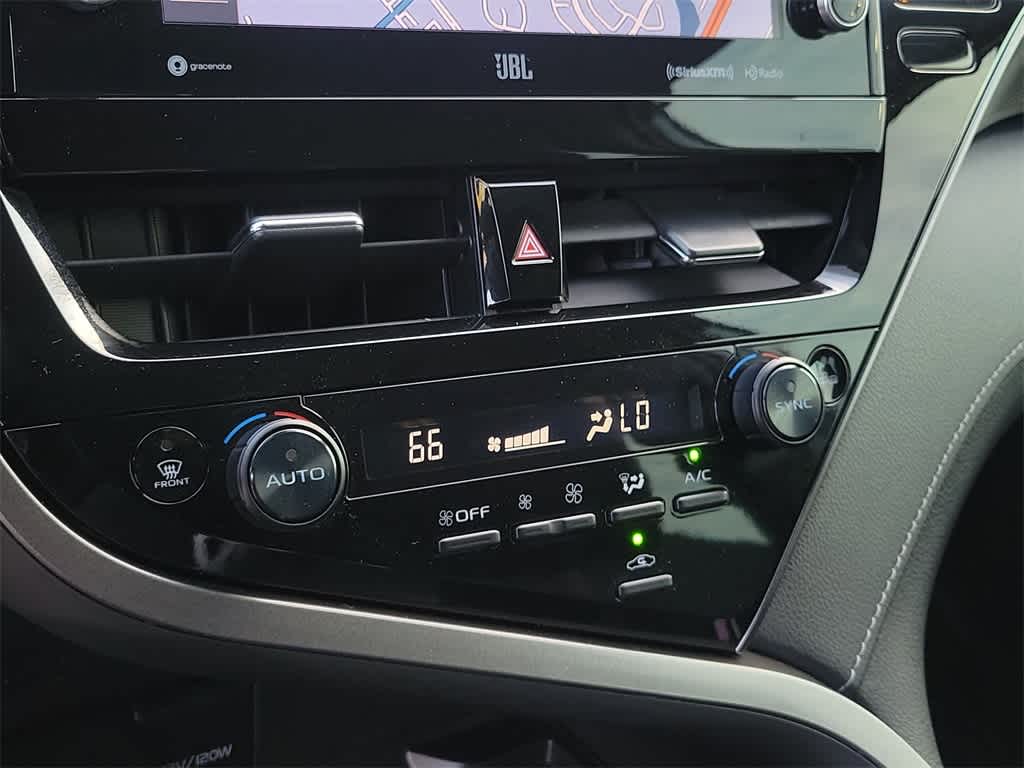 Thumbnail: 2022 Toyota Camry - 28