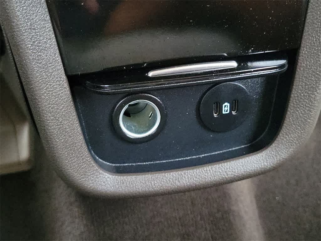 Thumbnail: 2023 Lincoln Nautilus - 12