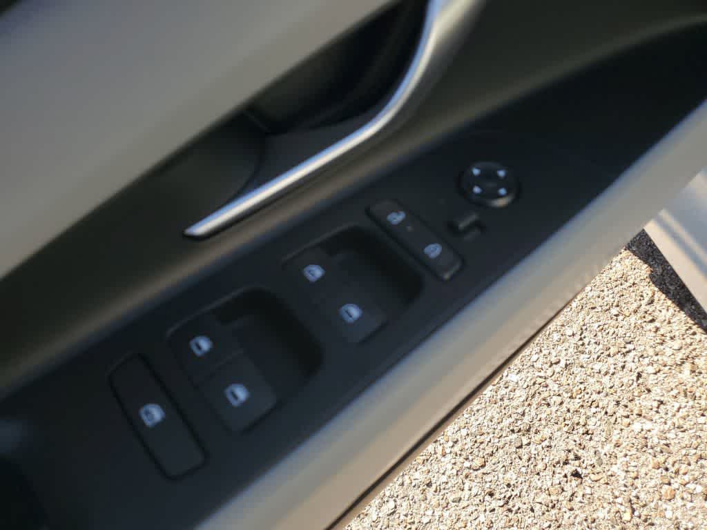Thumbnail: 2026 Hyundai Elantra - 19