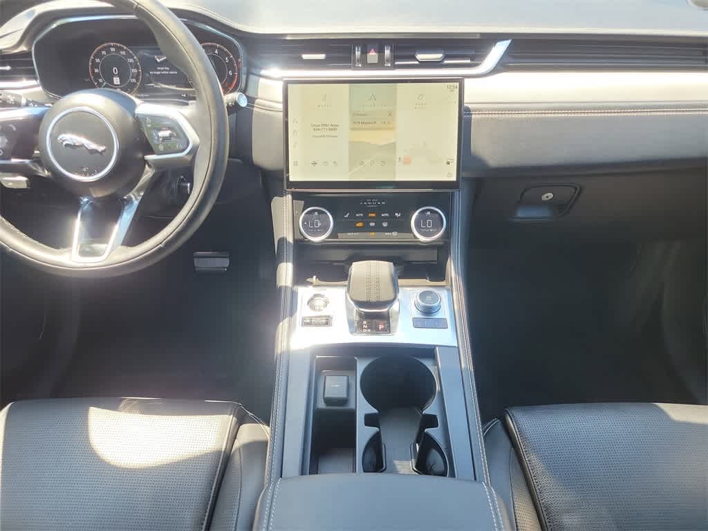 Thumbnail: 2025 Jaguar F-Pace - 14