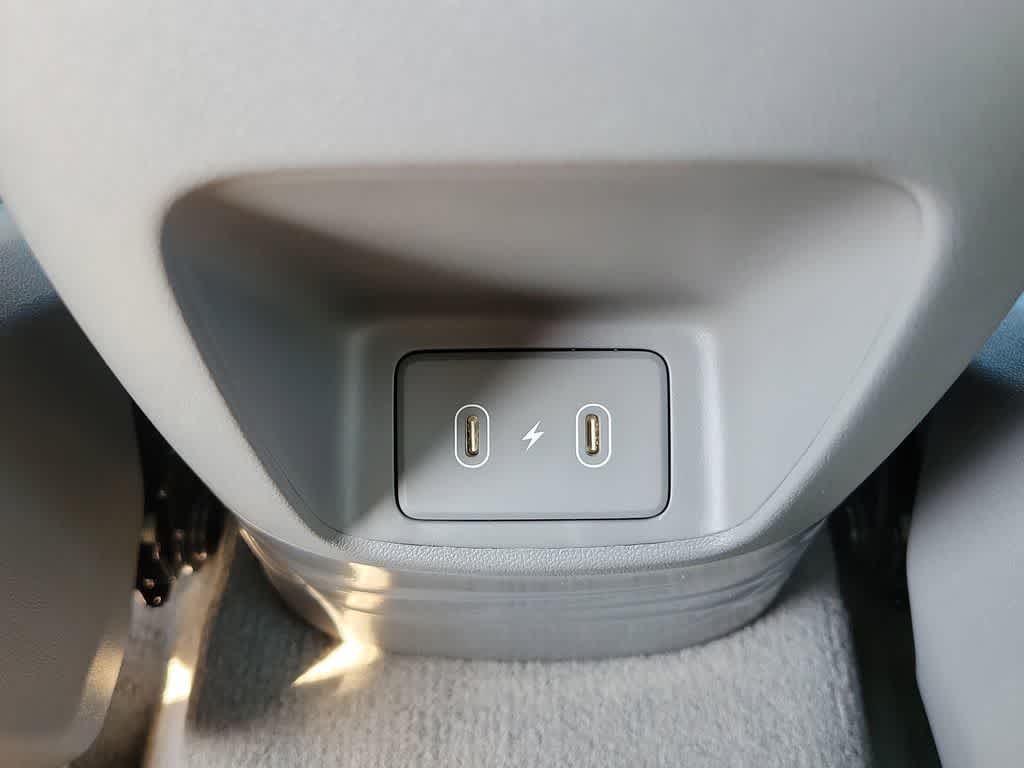 Thumbnail: 2025 Hyundai Elantra - 10