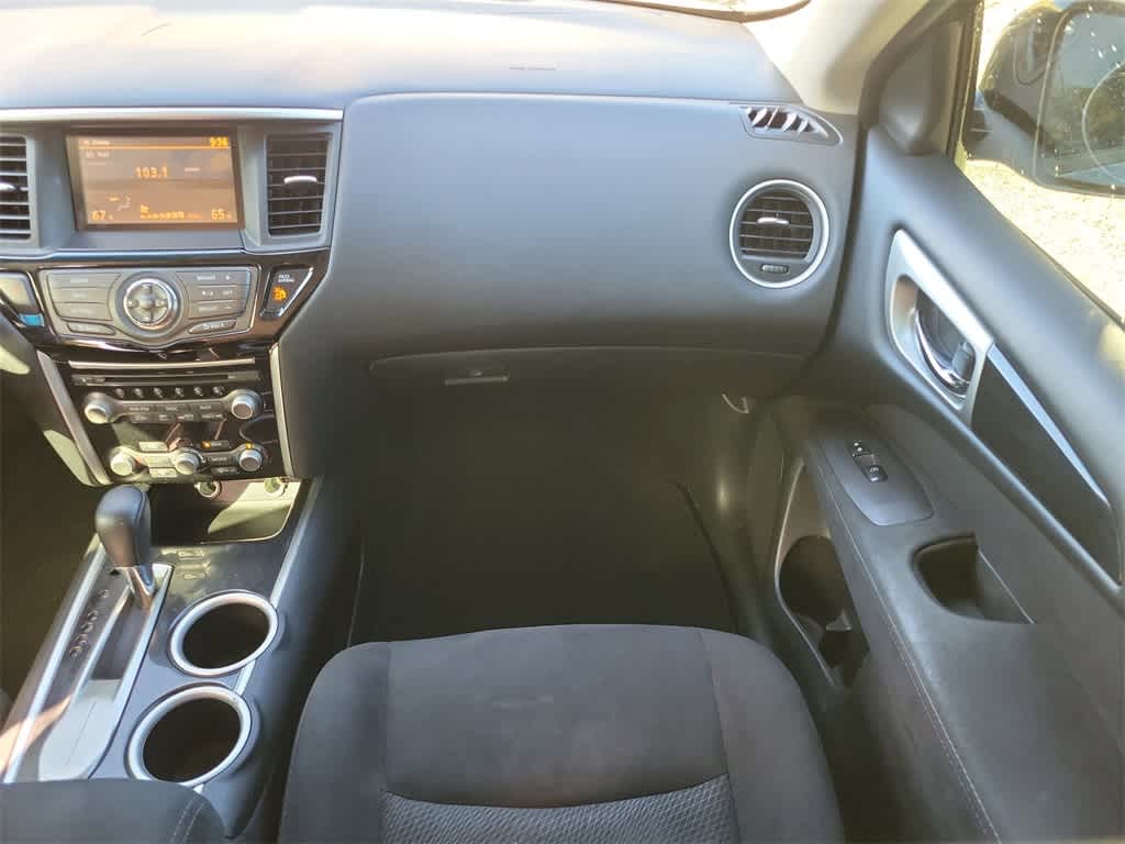 Thumbnail: 2014 Nissan Pathfinder - 15