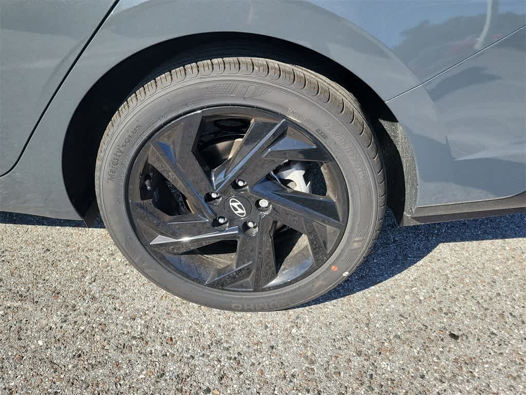 Thumbnail: 2026 Hyundai Elantra - 5