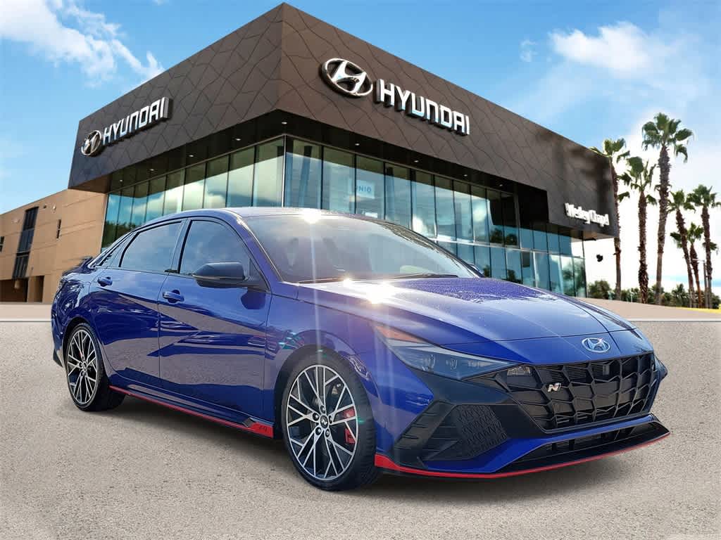 Thumbnail: 2023 Hyundai Elantra - 4