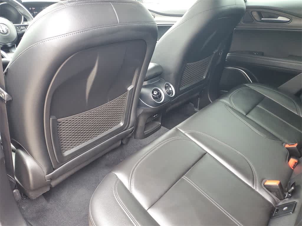 Thumbnail: 2021 Alfa Romeo Stelvio - 13