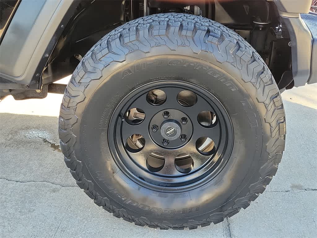 Thumbnail: 2020 Jeep Gladiator - 5