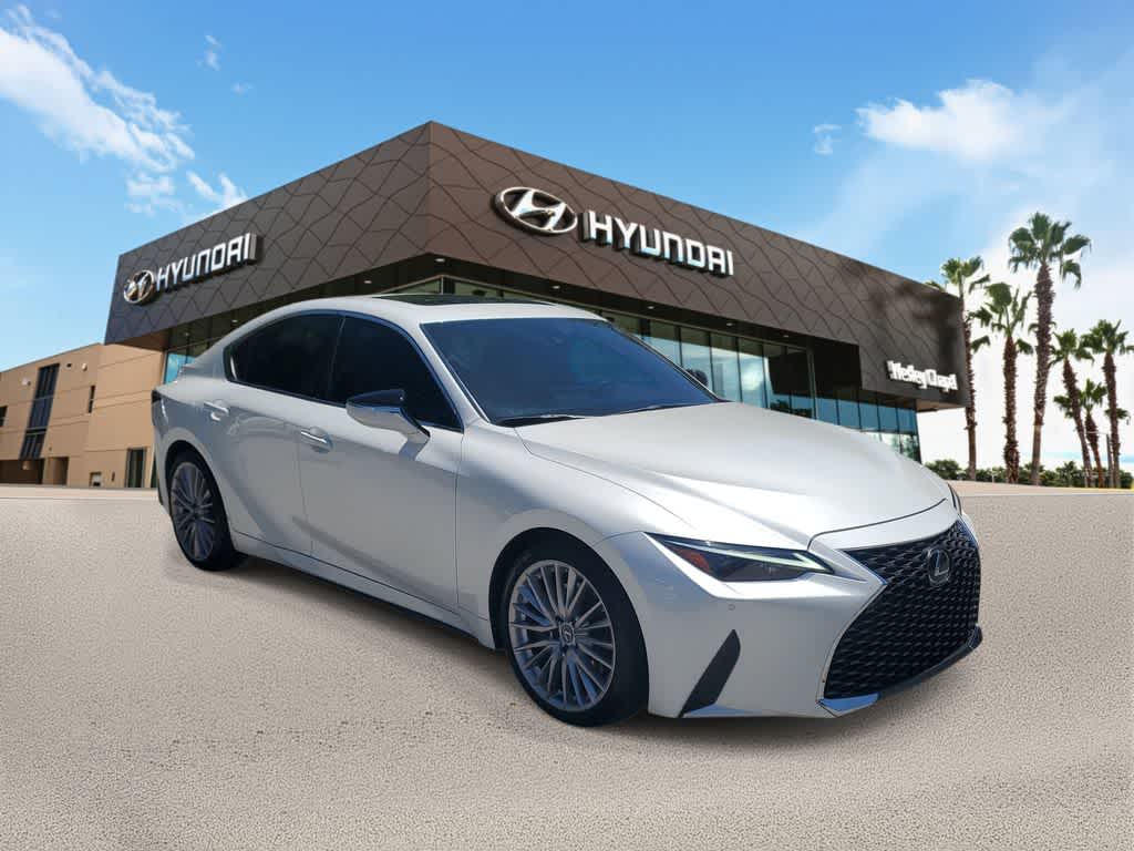 Thumbnail: 2025 Lexus IS - 4