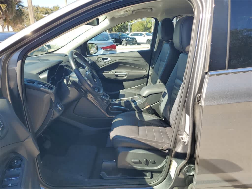 Thumbnail: 2014 Ford Escape - 22