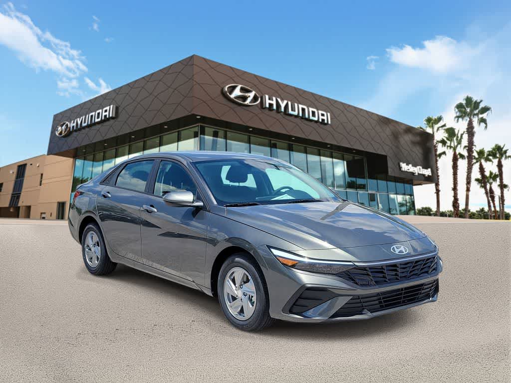 Thumbnail: 2026 Hyundai Elantra - 4