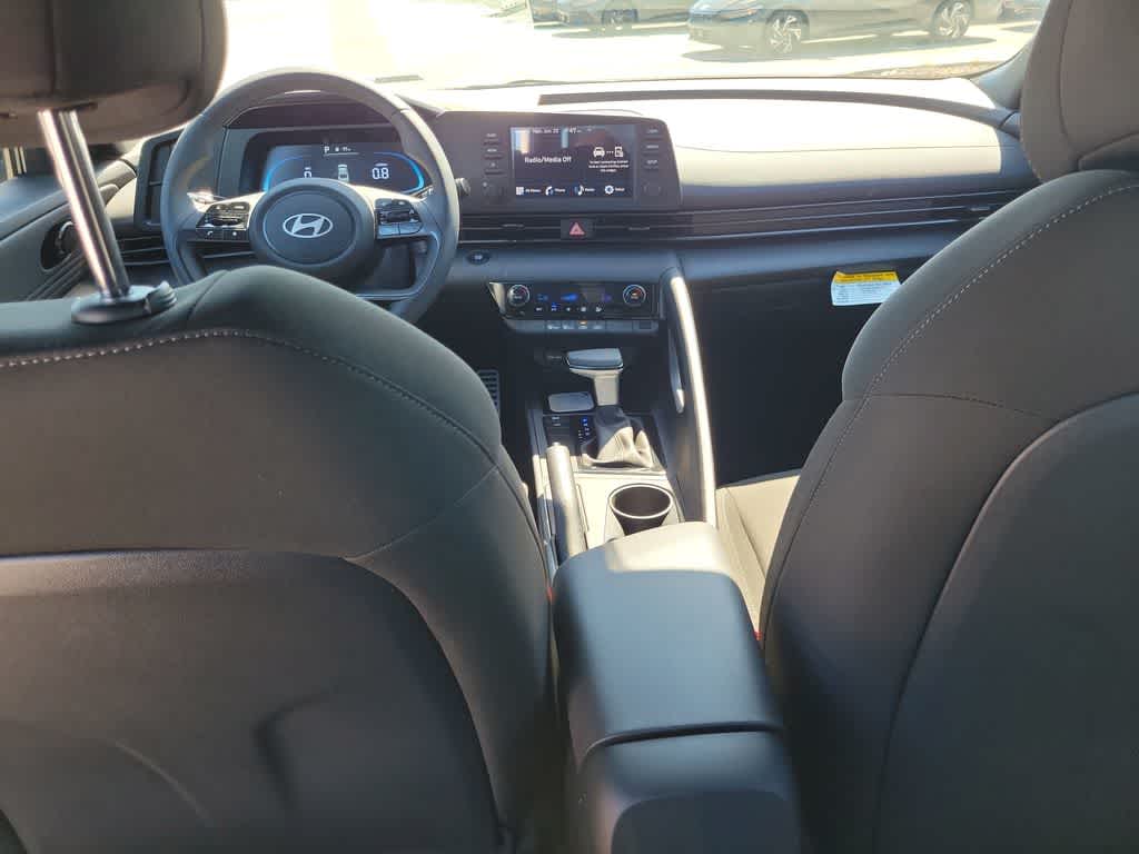 Thumbnail: 2026 Hyundai Elantra - 10