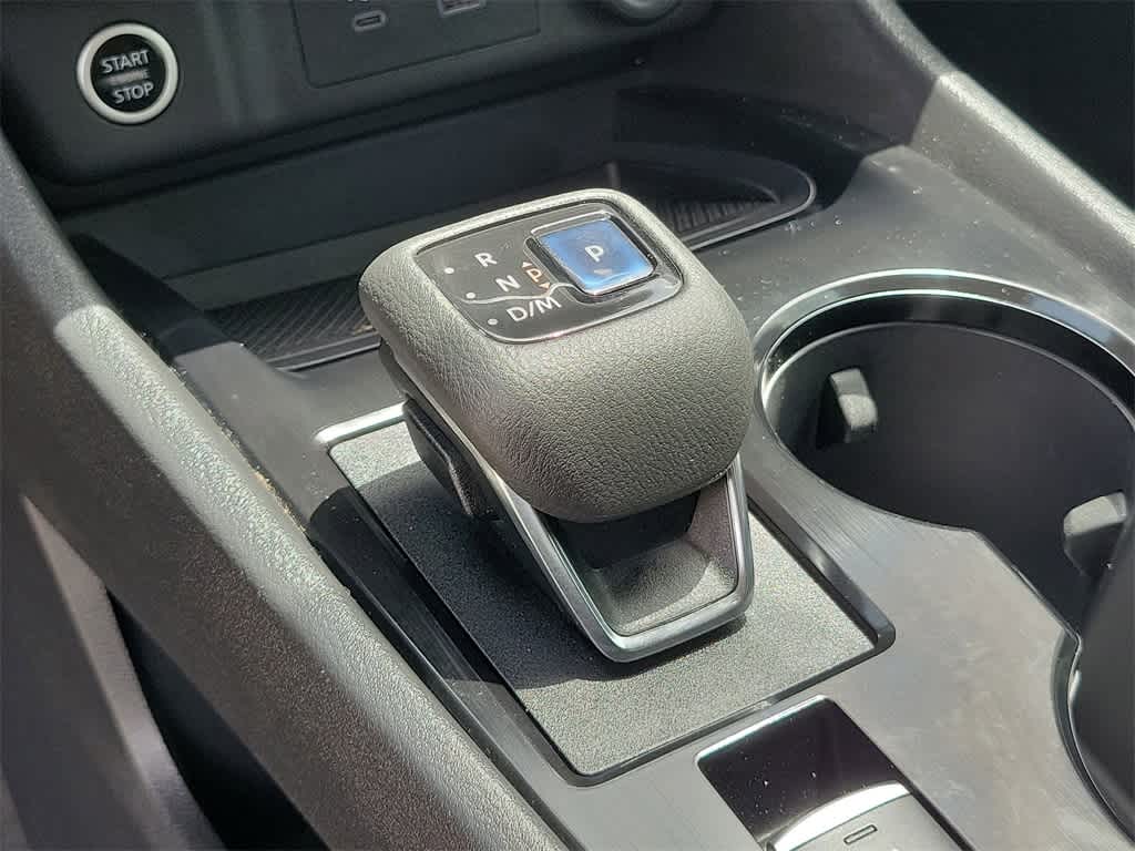 Thumbnail: 2022 Nissan Rogue - 33