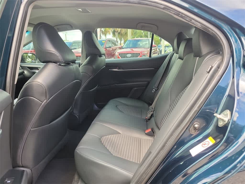 Thumbnail: 2018 Toyota Camry - 10