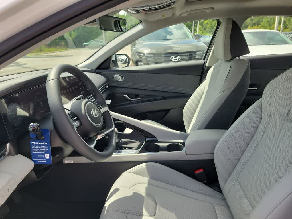 Thumbnail: 2026 Hyundai Elantra - 16