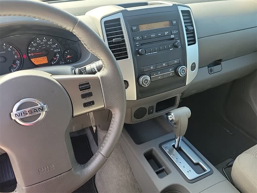 2011 Nissan Frontier SV 29