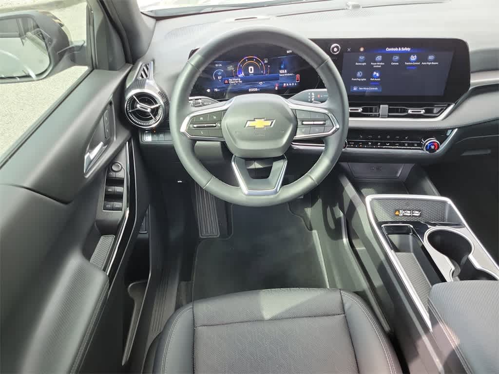 Thumbnail: 2025 Chevrolet Equinox - 16