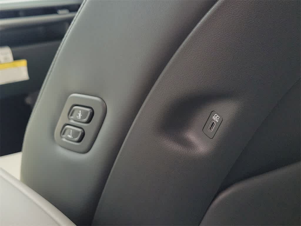 Thumbnail: 2026 Hyundai Ioniq - 13