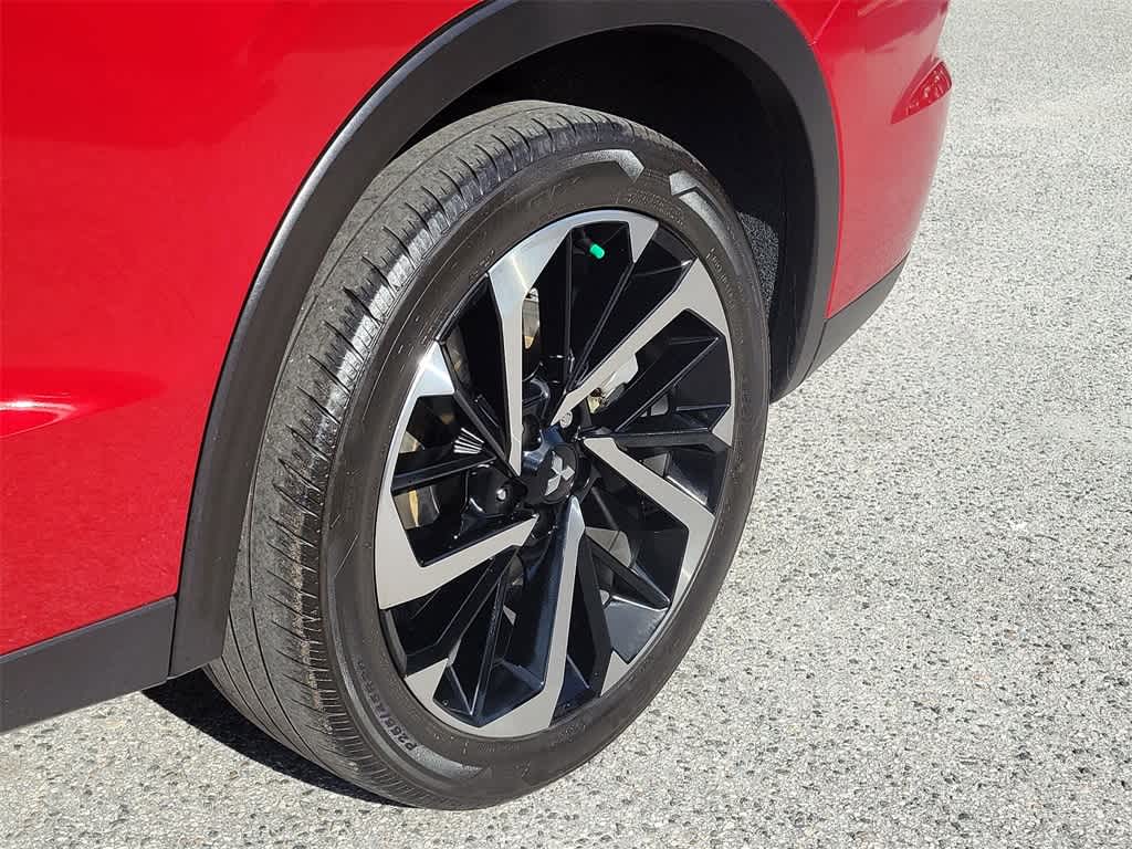 Thumbnail: 2024 Mitsubishi Outlander - 5