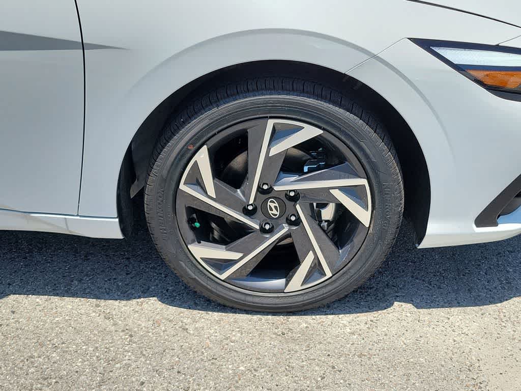 Thumbnail: 2025 Hyundai Elantra - 5