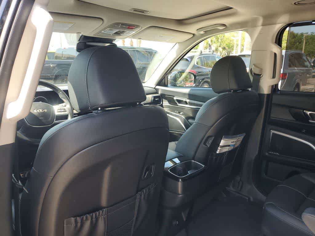 Thumbnail: 2023 Kia Telluride - 11