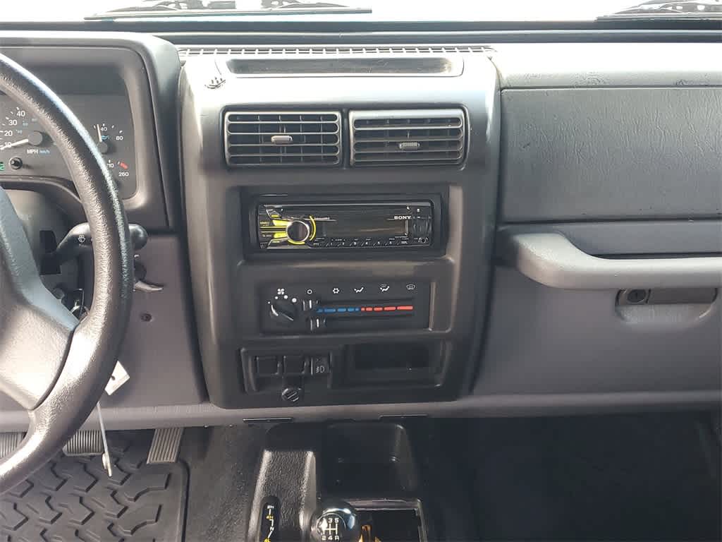 Thumbnail: 1998 Jeep Wrangler - 13