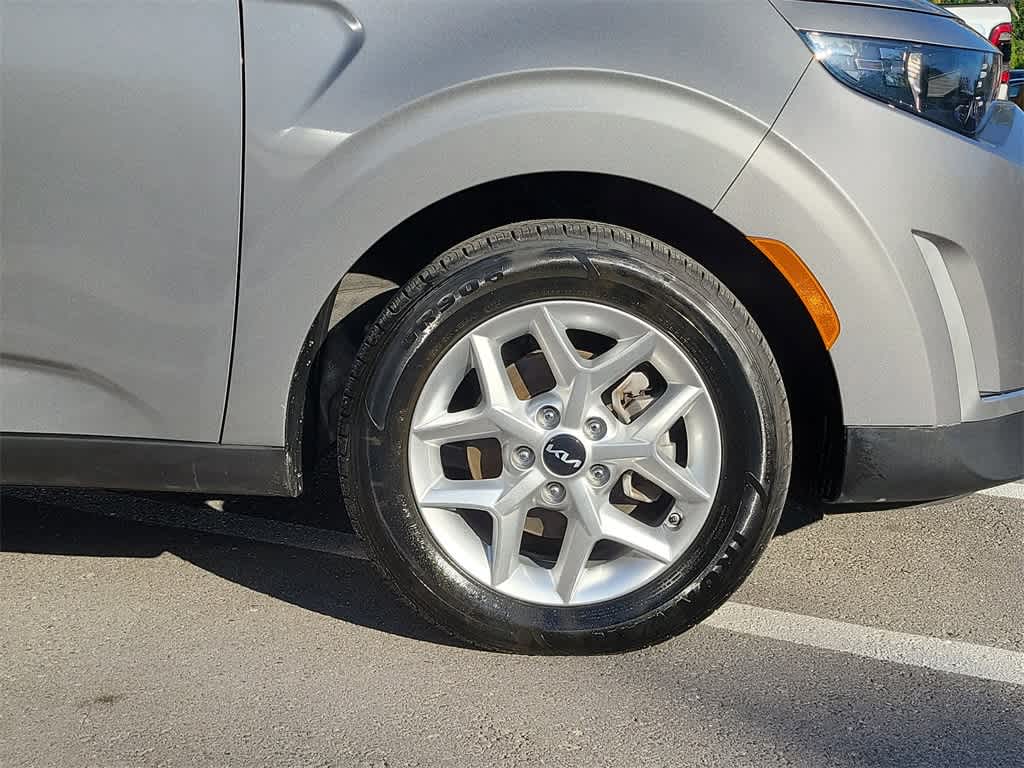 2023 Kia Soul LX 5