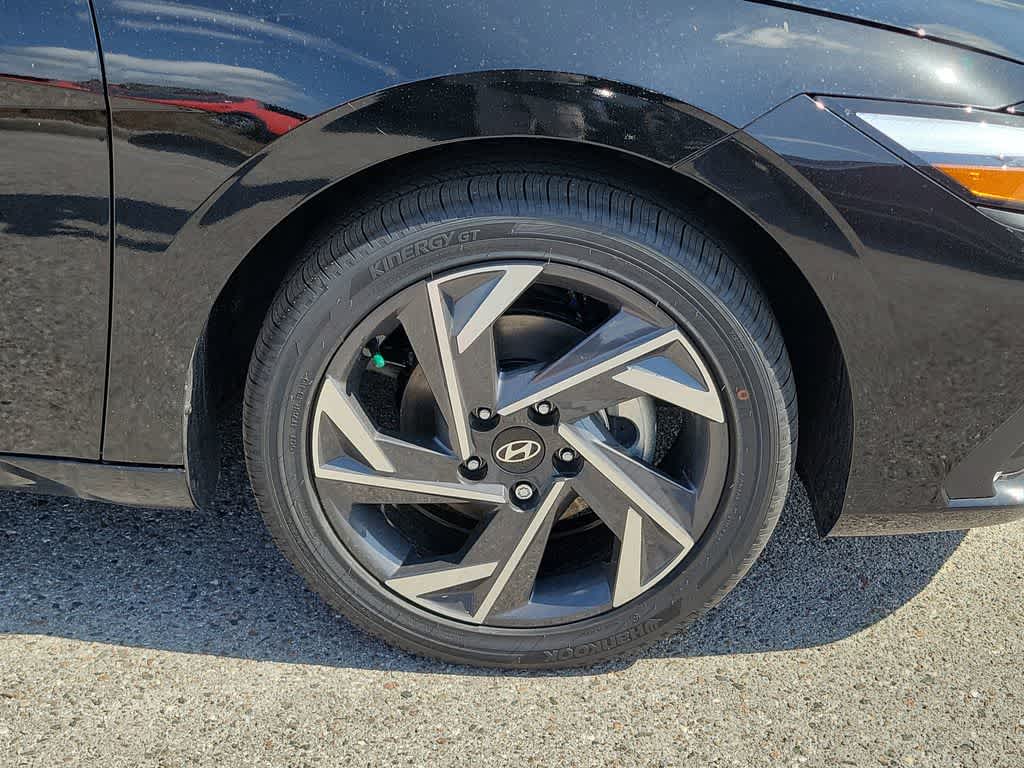 Thumbnail: 2025 Hyundai Elantra - 5