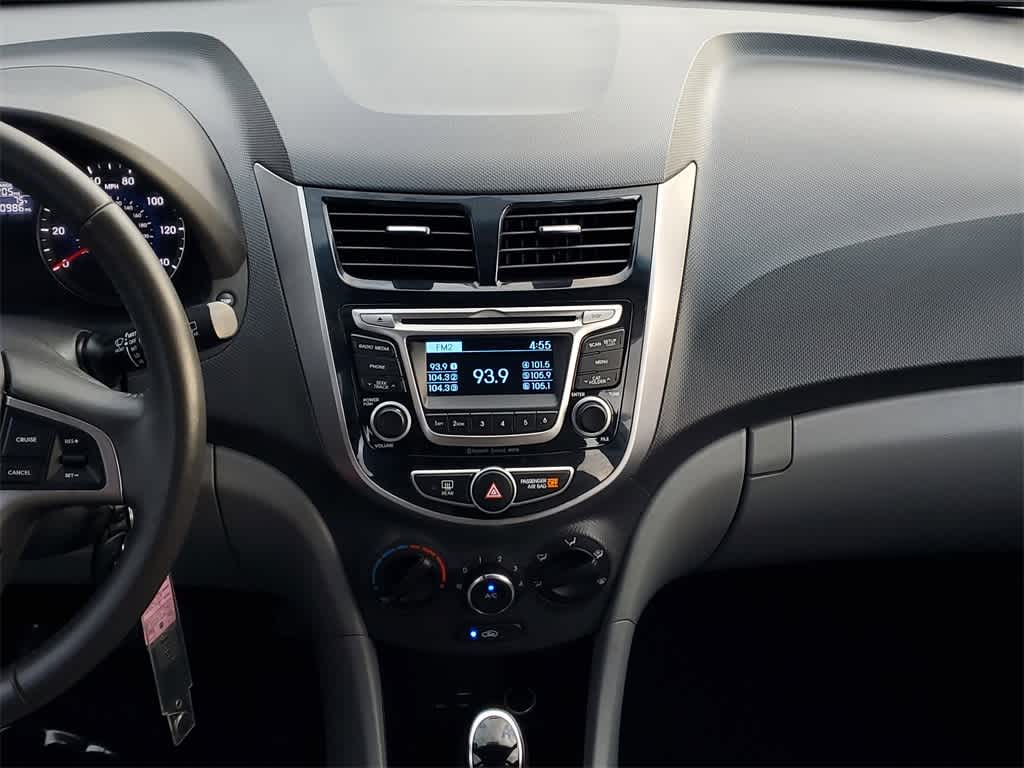 Thumbnail: 2017 Hyundai Accent - 16