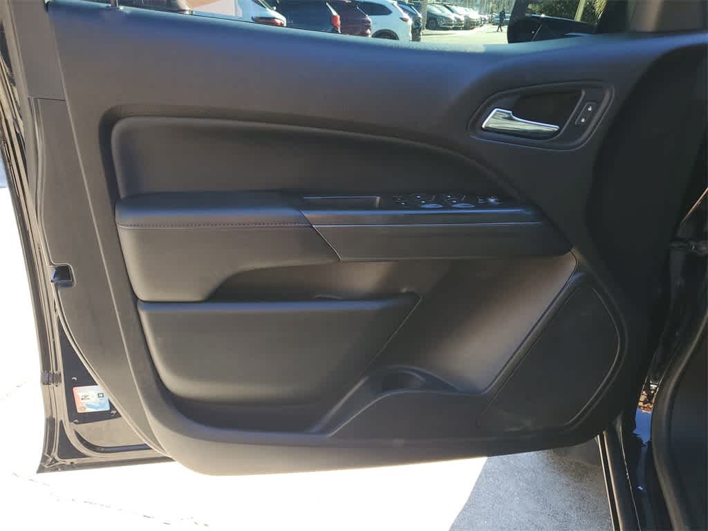 Thumbnail: 2019 GMC Canyon - 18