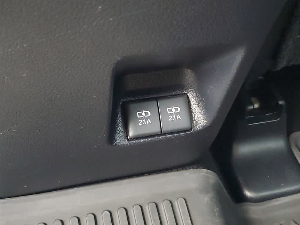 Thumbnail: 2022 Toyota 4Runner - 11