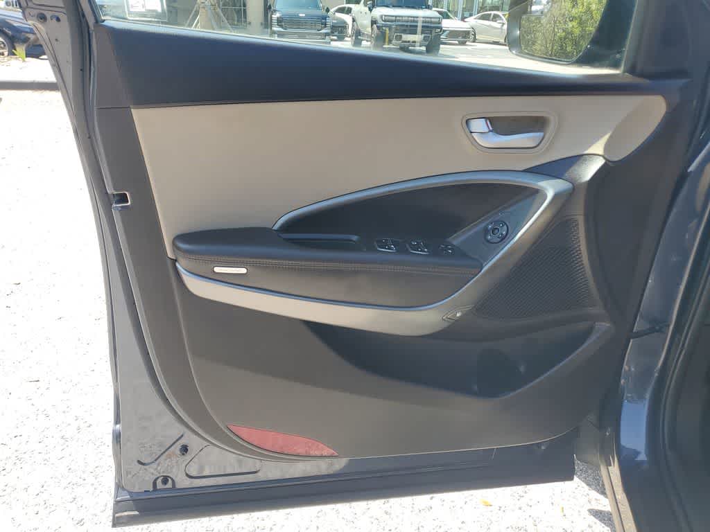 Thumbnail: 2018 Hyundai Santa Fe - 17