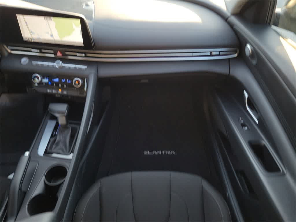 Thumbnail: 2024 Hyundai Elantra - 14