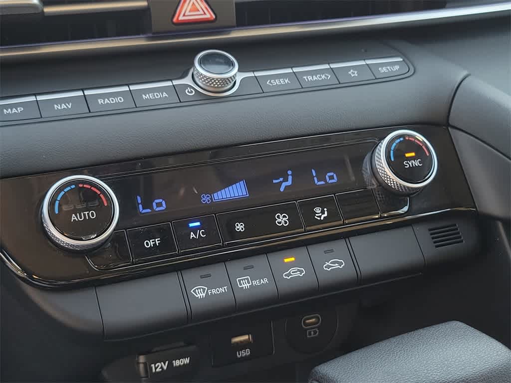 Thumbnail: 2024 Hyundai Elantra - 29