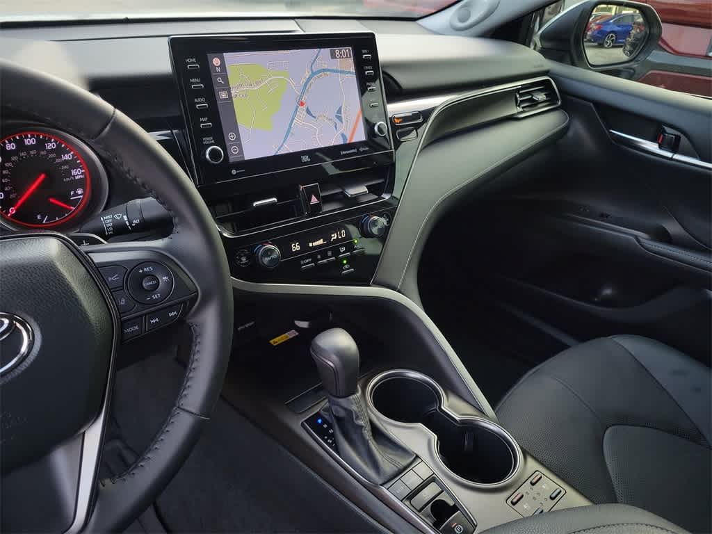 Thumbnail: 2022 Toyota Camry - 30