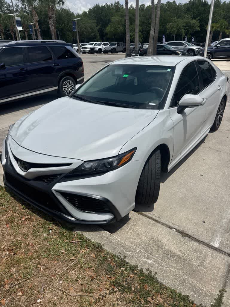 Thumbnail: 2023 Toyota Camry - 1